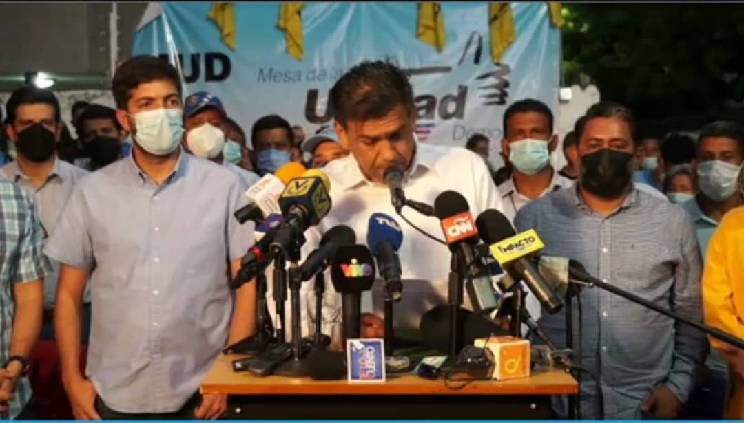 Carlos Ocariz se hace a un lado y renuncia a su candidatura a la gobernación de Miranda