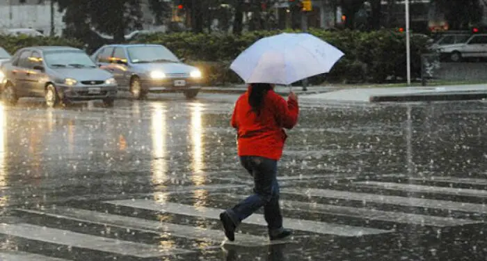 Inameh emitió «alerta hidrológica» en 11 estados del país por las lluvias
